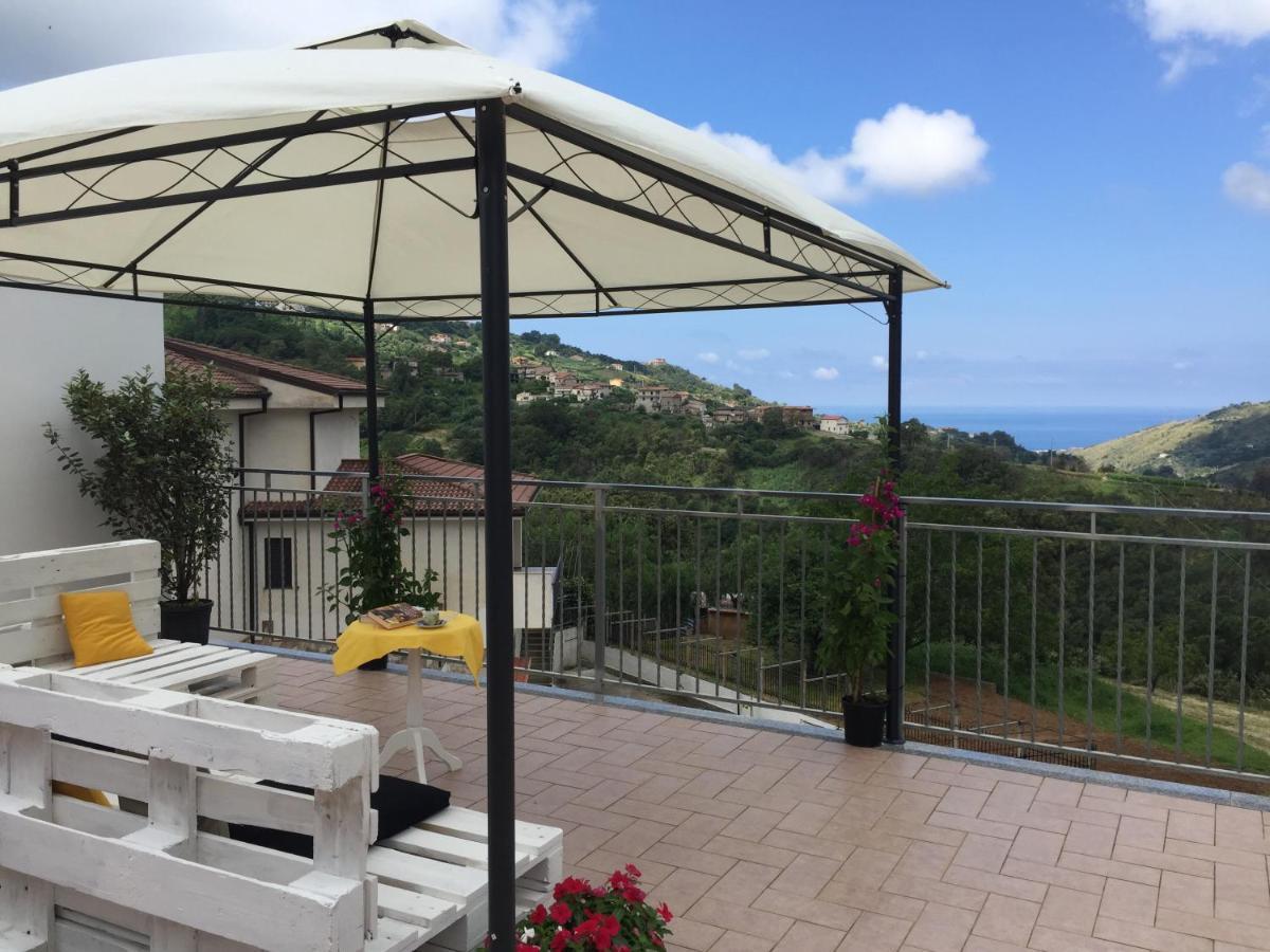 Bed and Breakfast Vista D'Amare Buonvicino Exterior foto